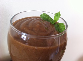 Fruchtig-minzige Schokolade ohne Sahne Fruchtig-minzige Schokolade ohne Sahne